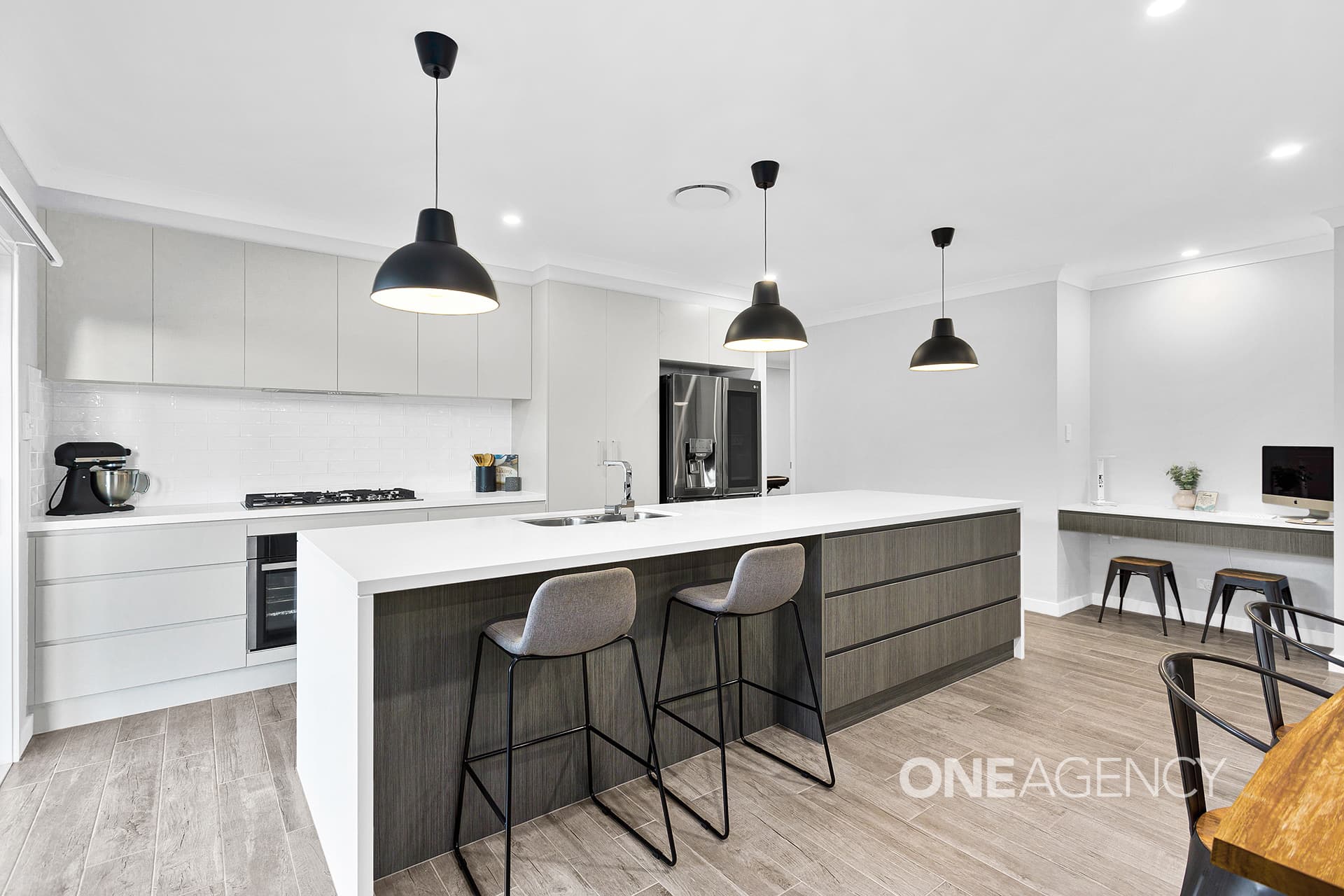 8 Cornfield Road, Calderwood, Calderwood - Thumbnail 3