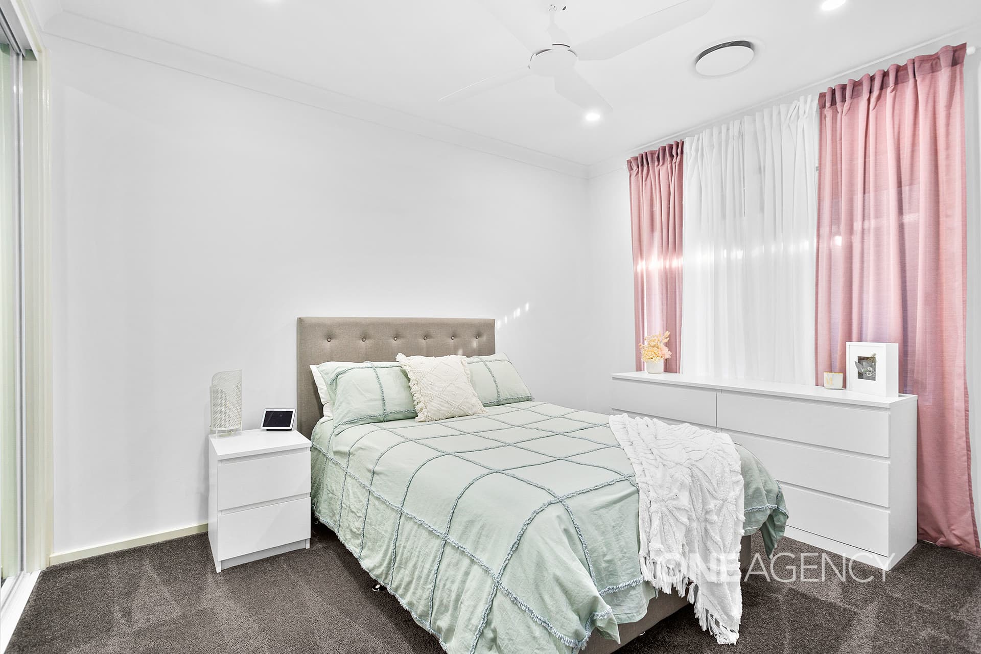 8 Cornfield Road, Calderwood, Calderwood - Thumbnail 8