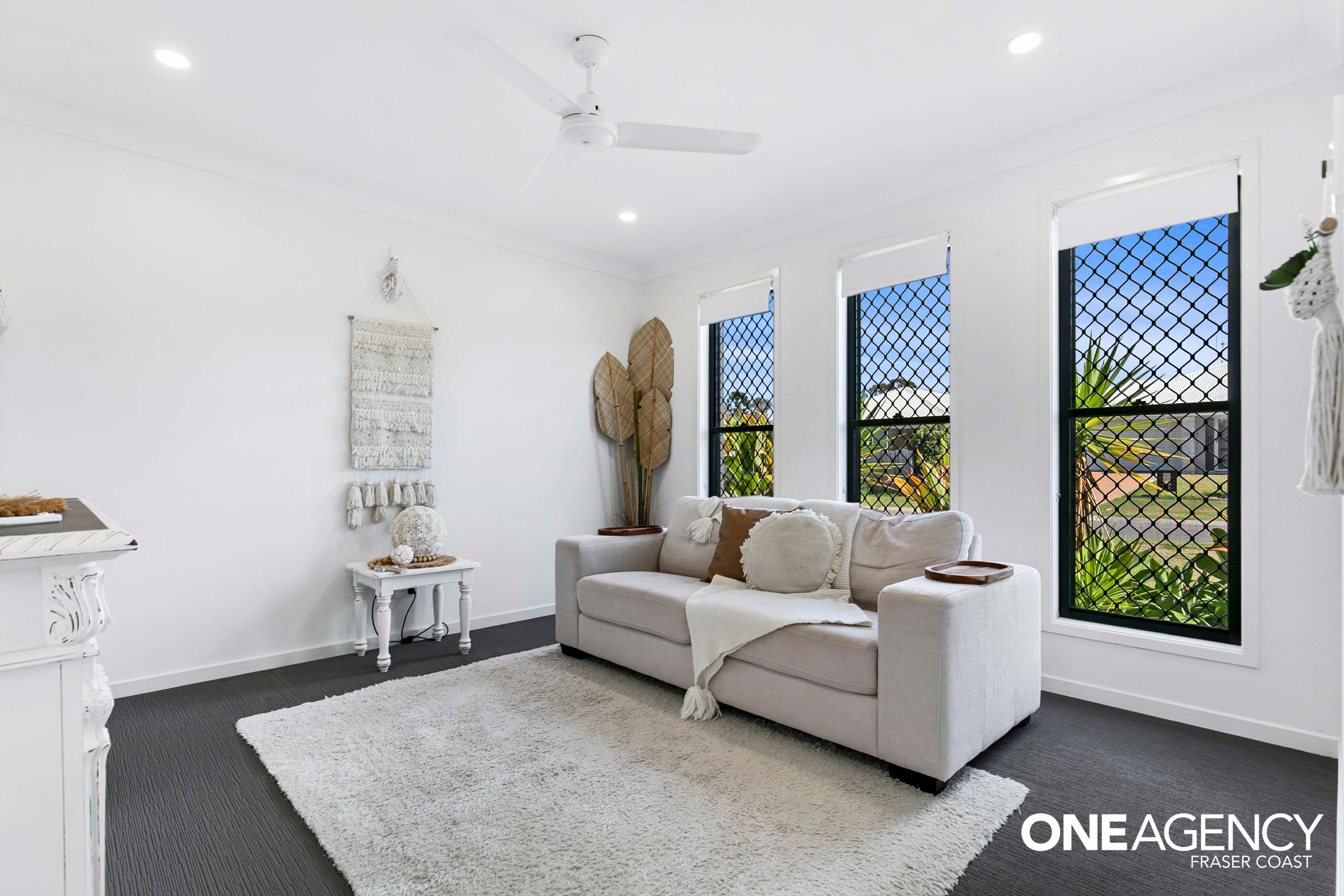 90 Bradman Way, Urangan, Urangan - Thumbnail 3