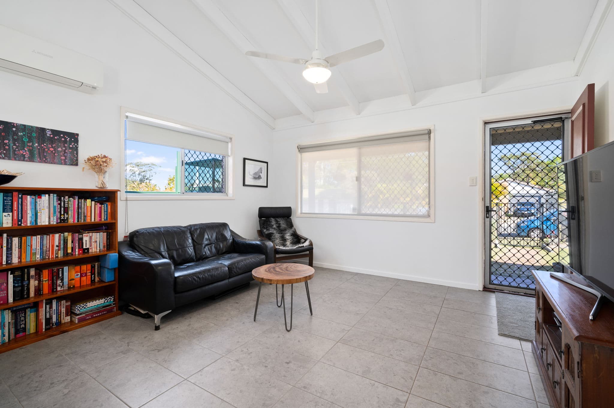 28 Yvonne Drive, Boronia Heights, Boronia Heights - Thumbnail 2