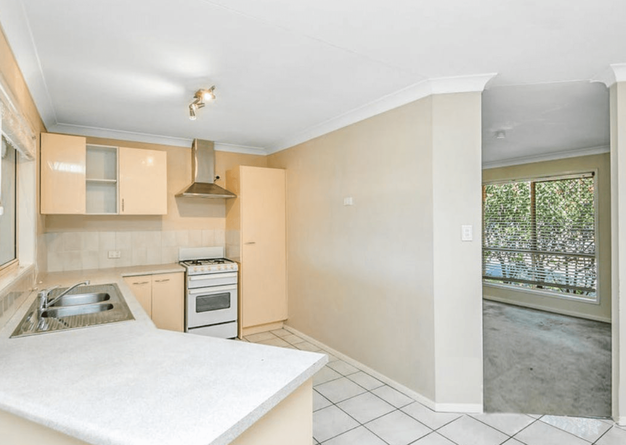 6 Gatland Court, Boronia Heights, Boronia Heights - Thumbnail 3