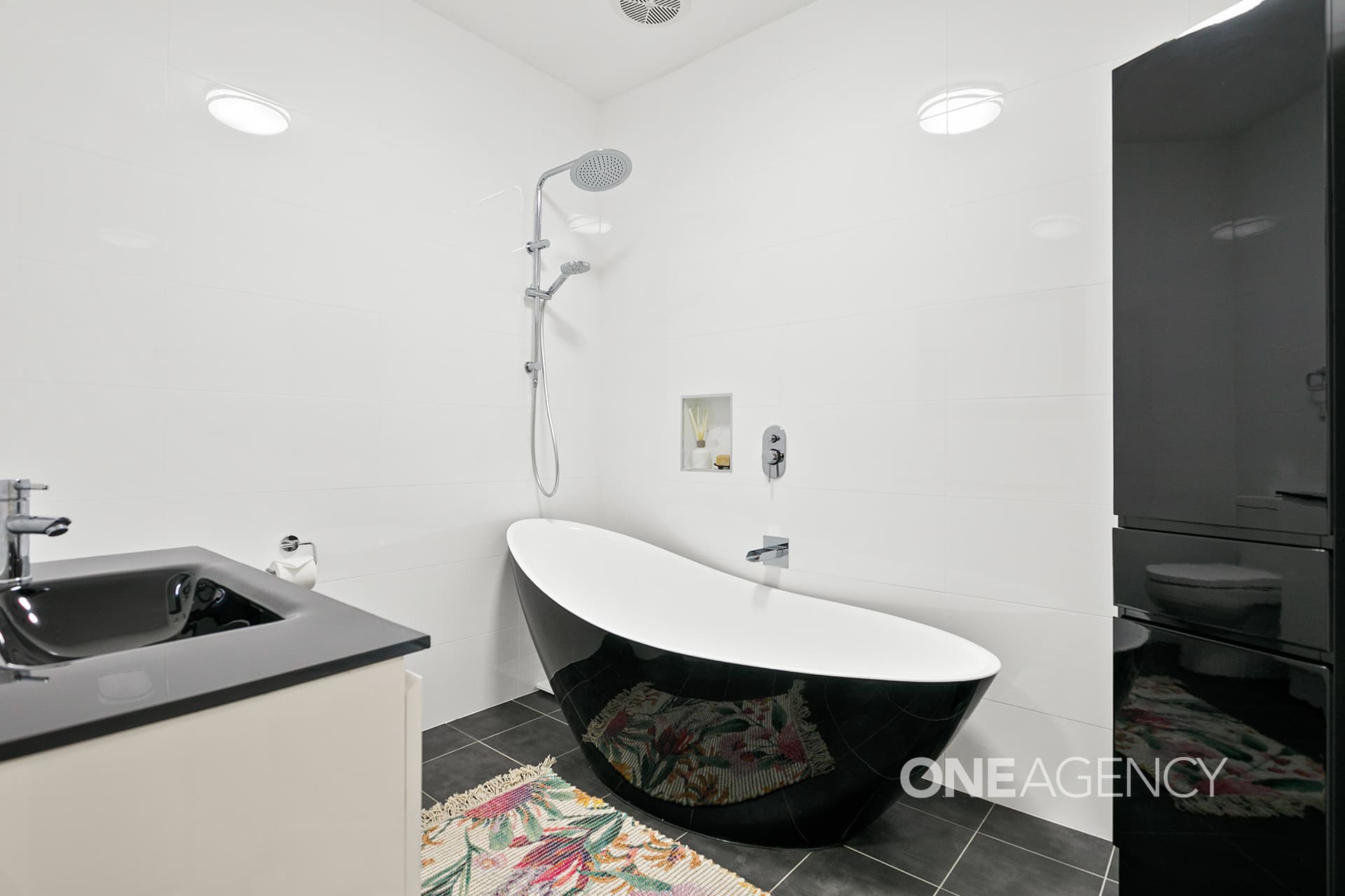 23 Lake Entrance Road, Oak Flats, Oak Flats - Thumbnail 6