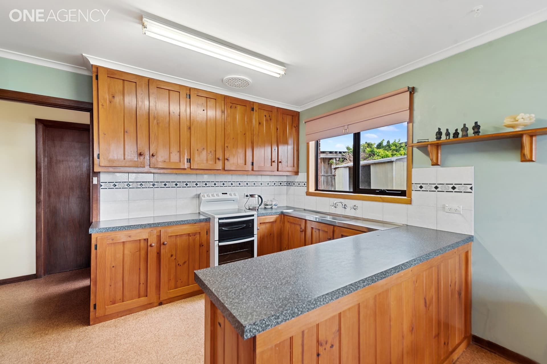 7 Highfield Crescent, West Ulverstone, West Ulverstone - Thumbnail 8