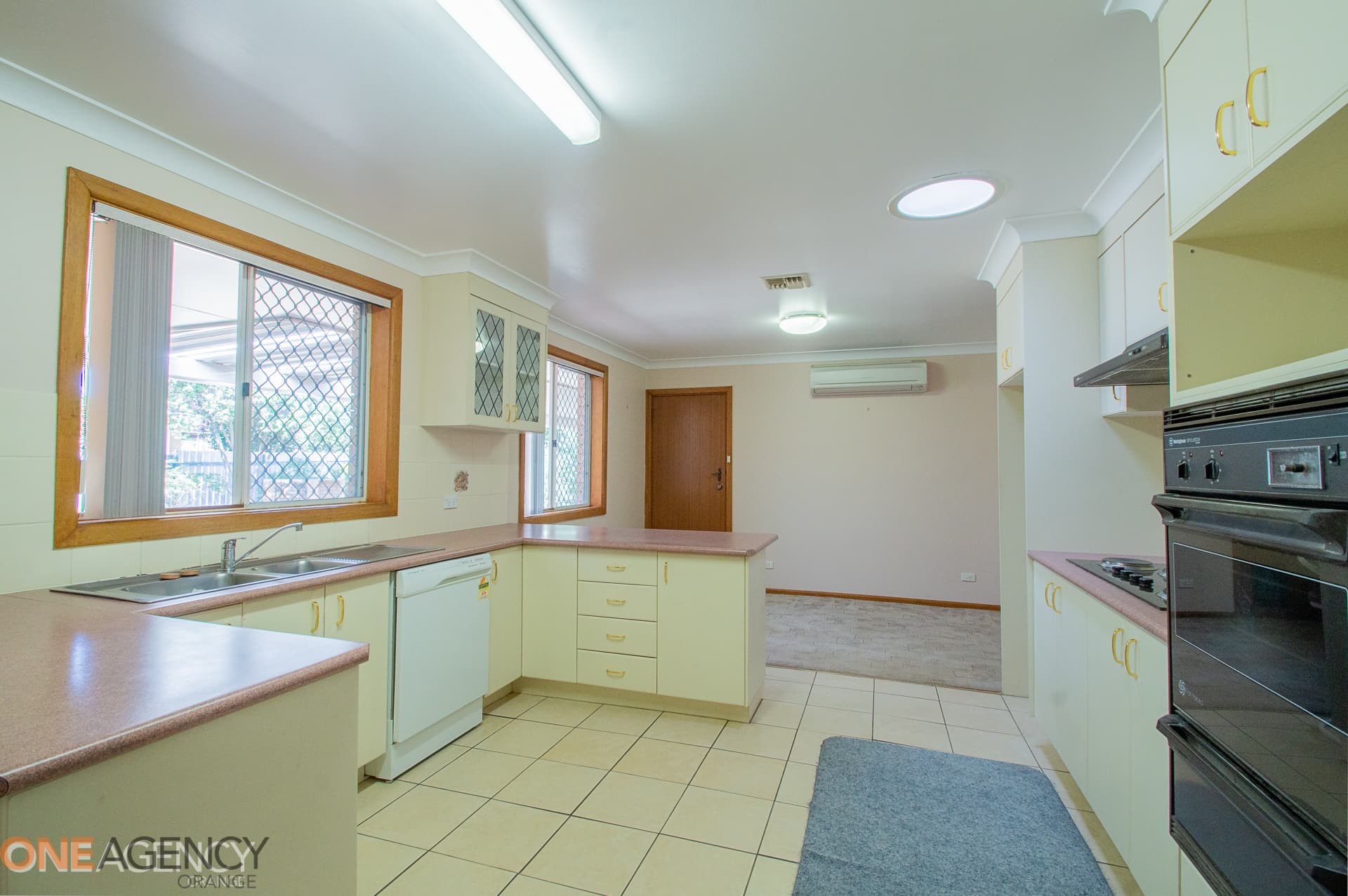 13 Mangowa Close, Orange, Orange - Thumbnail 5
