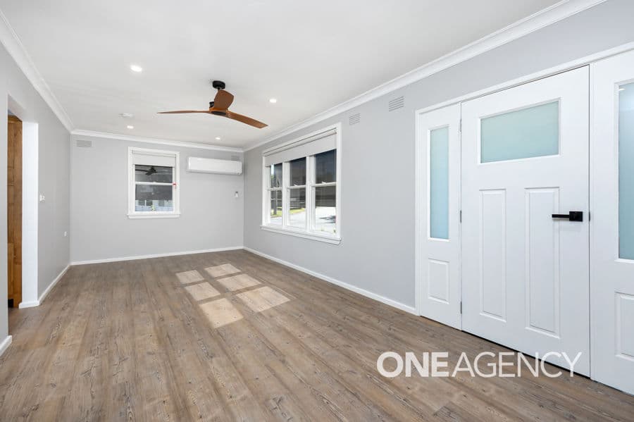 17 SPOONER Avenue, Mount Austin, Mount Austin - Thumbnail 2