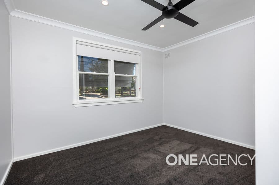 17 SPOONER Avenue, Mount Austin, Mount Austin - Thumbnail 4