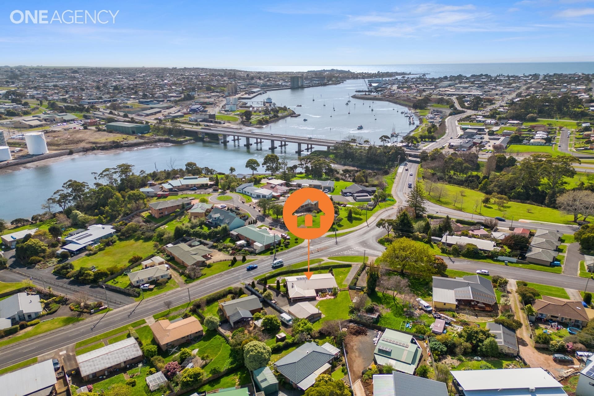 7 River Road, Ambleside, Ambleside - Thumbnail 2