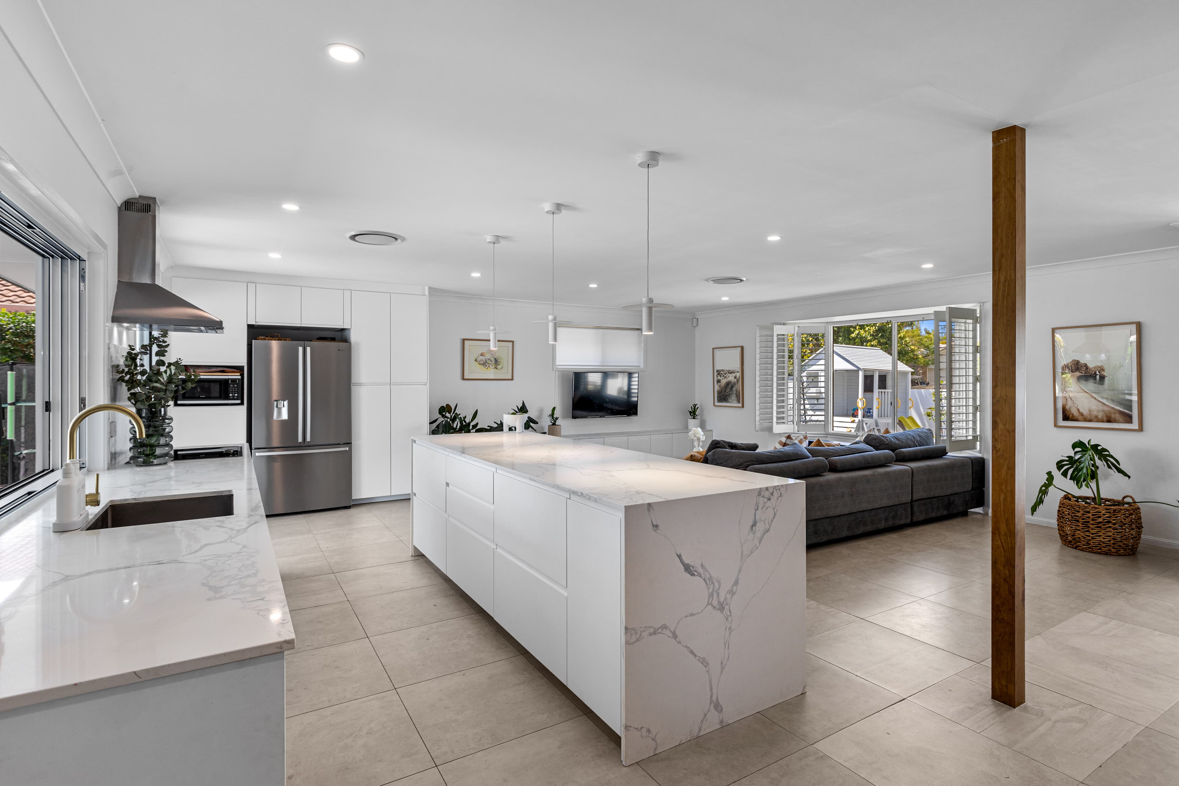 73 Honeyeater Drive, Burleigh Waters, Burleigh Waters - Thumbnail 5