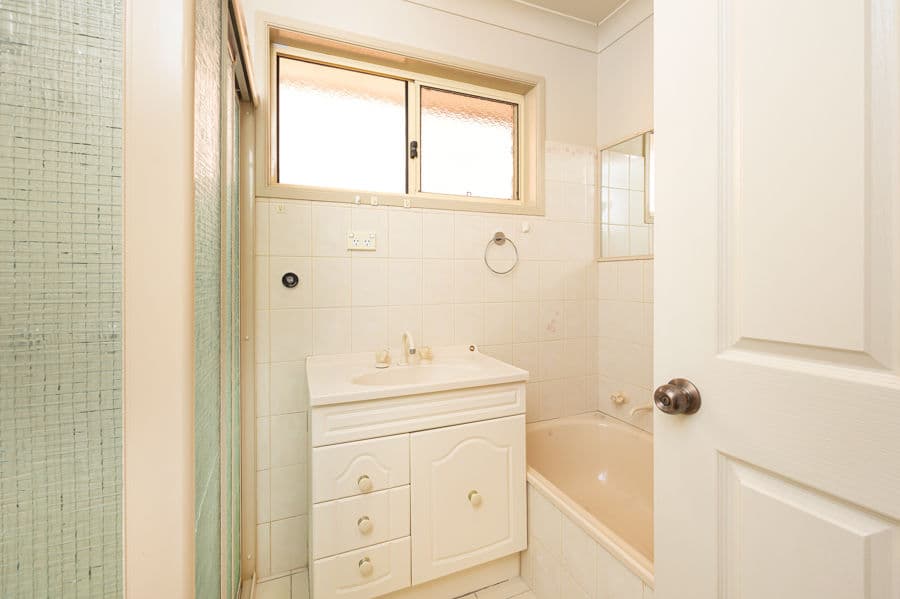 16 BENTLEY Place, Wagga Wagga, Wagga Wagga - Thumbnail 6