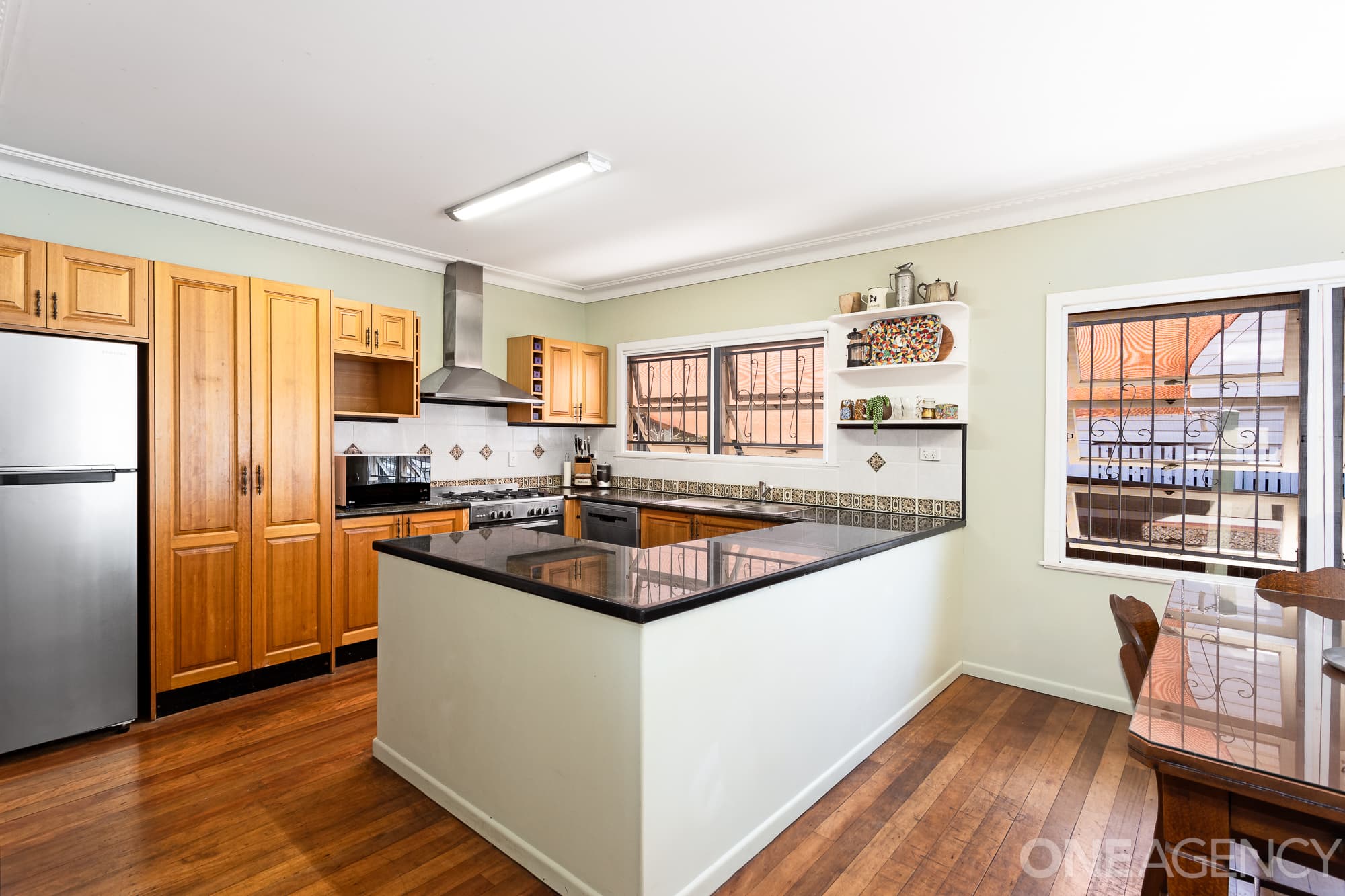 549 Oxley Avenue, Redcliffe, Redcliffe - Thumbnail 5