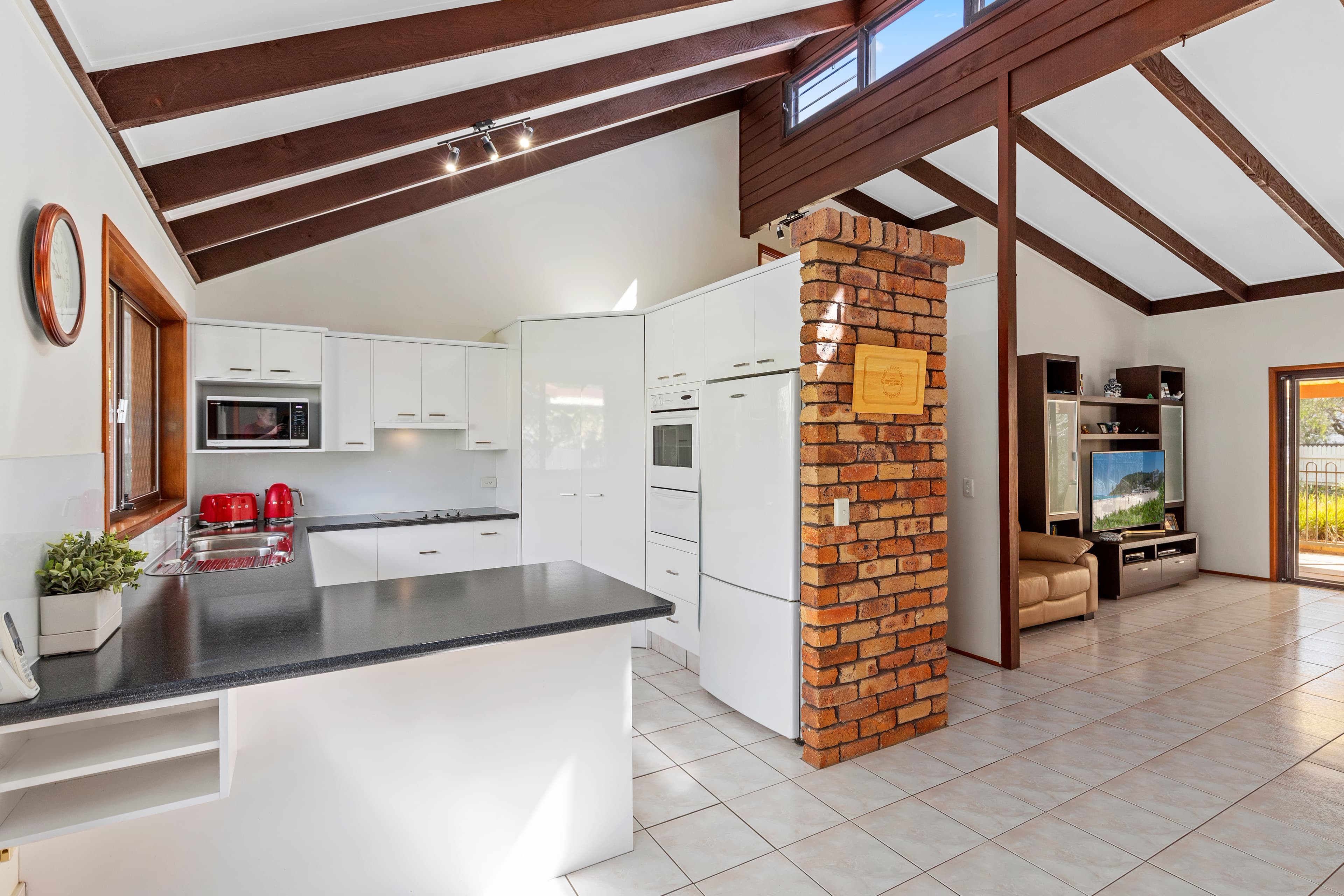 81 Jabiru Avenue, Burleigh Waters, Burleigh Waters - Thumbnail 6