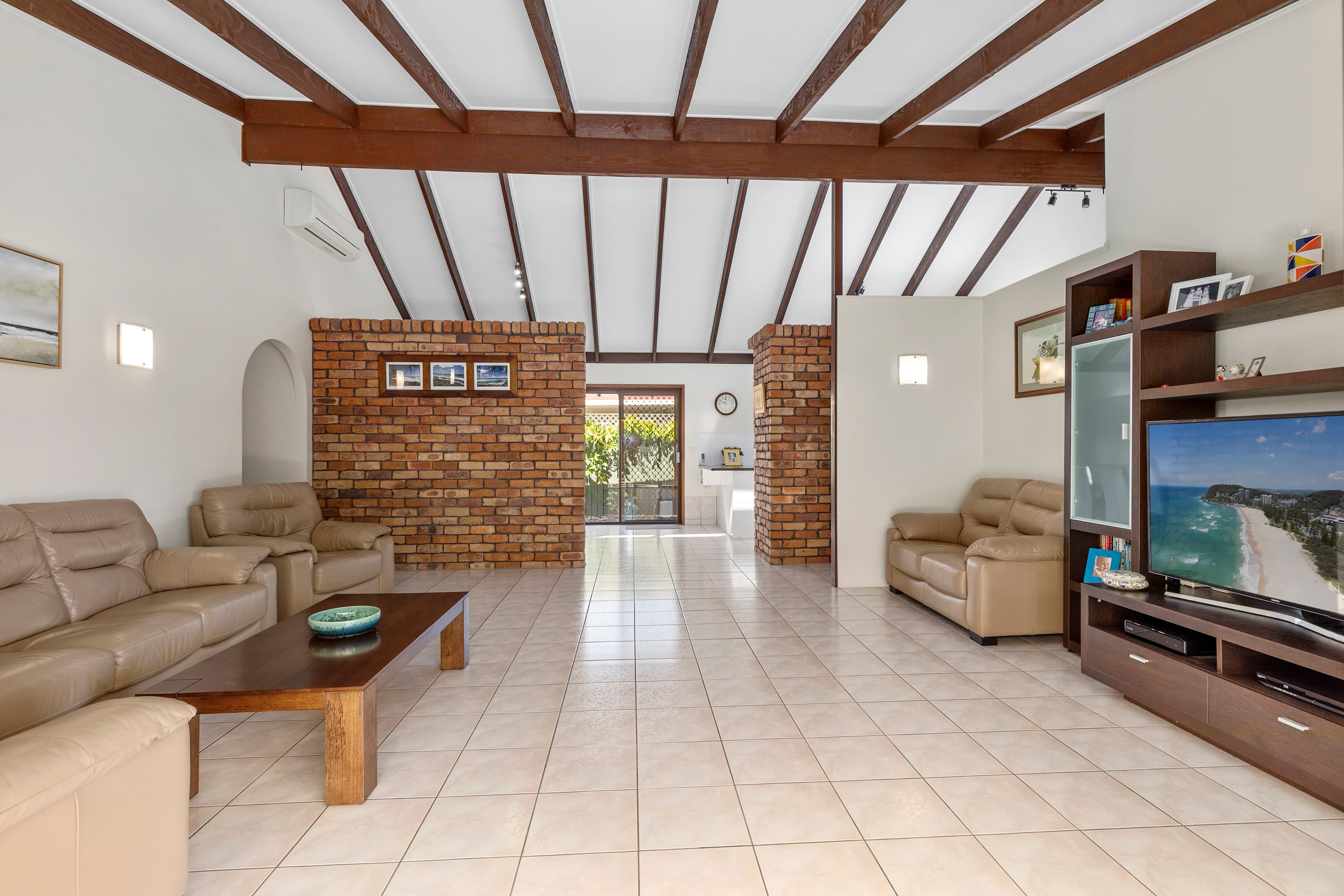 81 Jabiru Avenue, Burleigh Waters, Burleigh Waters - Thumbnail 5
