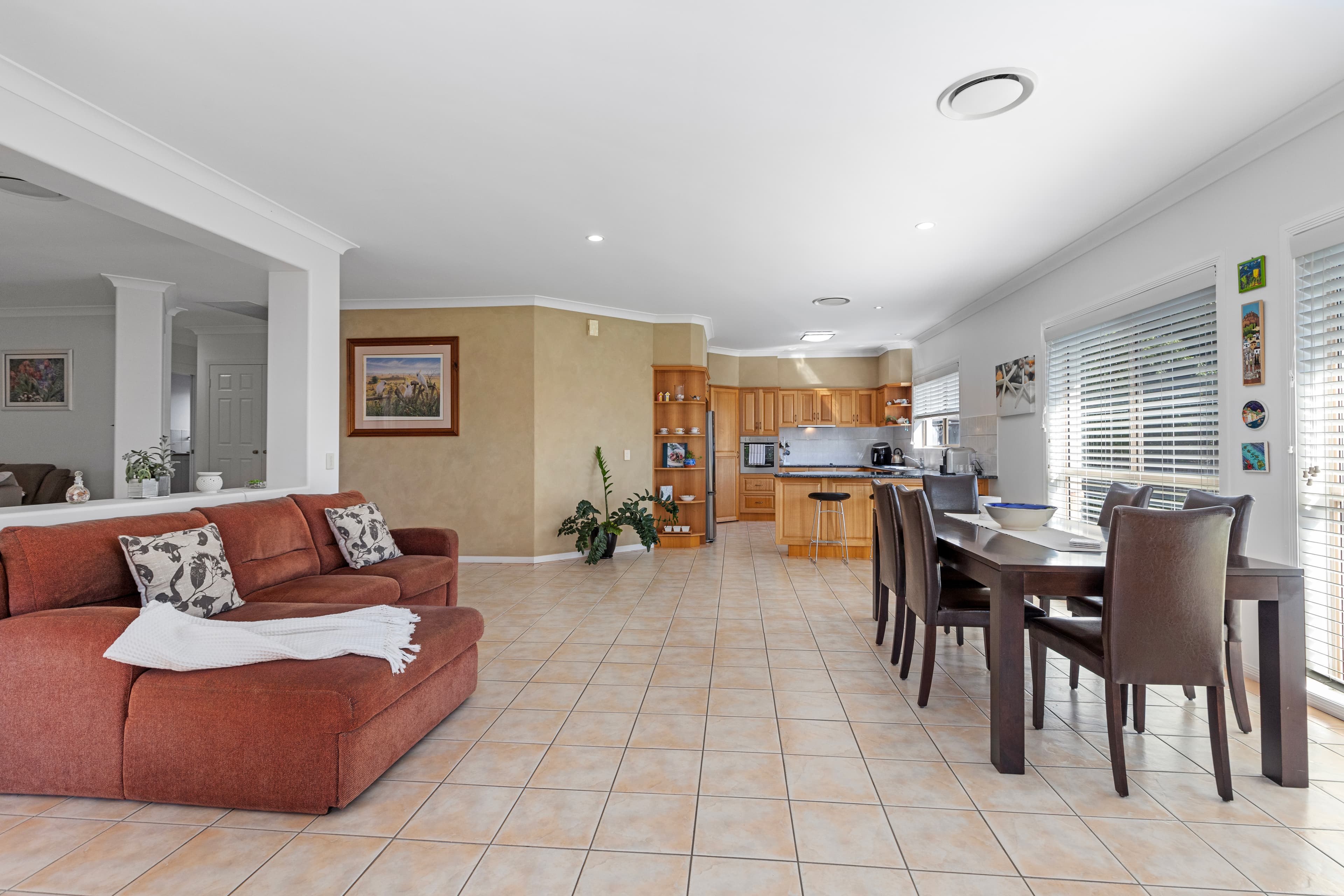 52 Sea Eagle Drive, Burleigh Waters, Burleigh Waters - Thumbnail 4