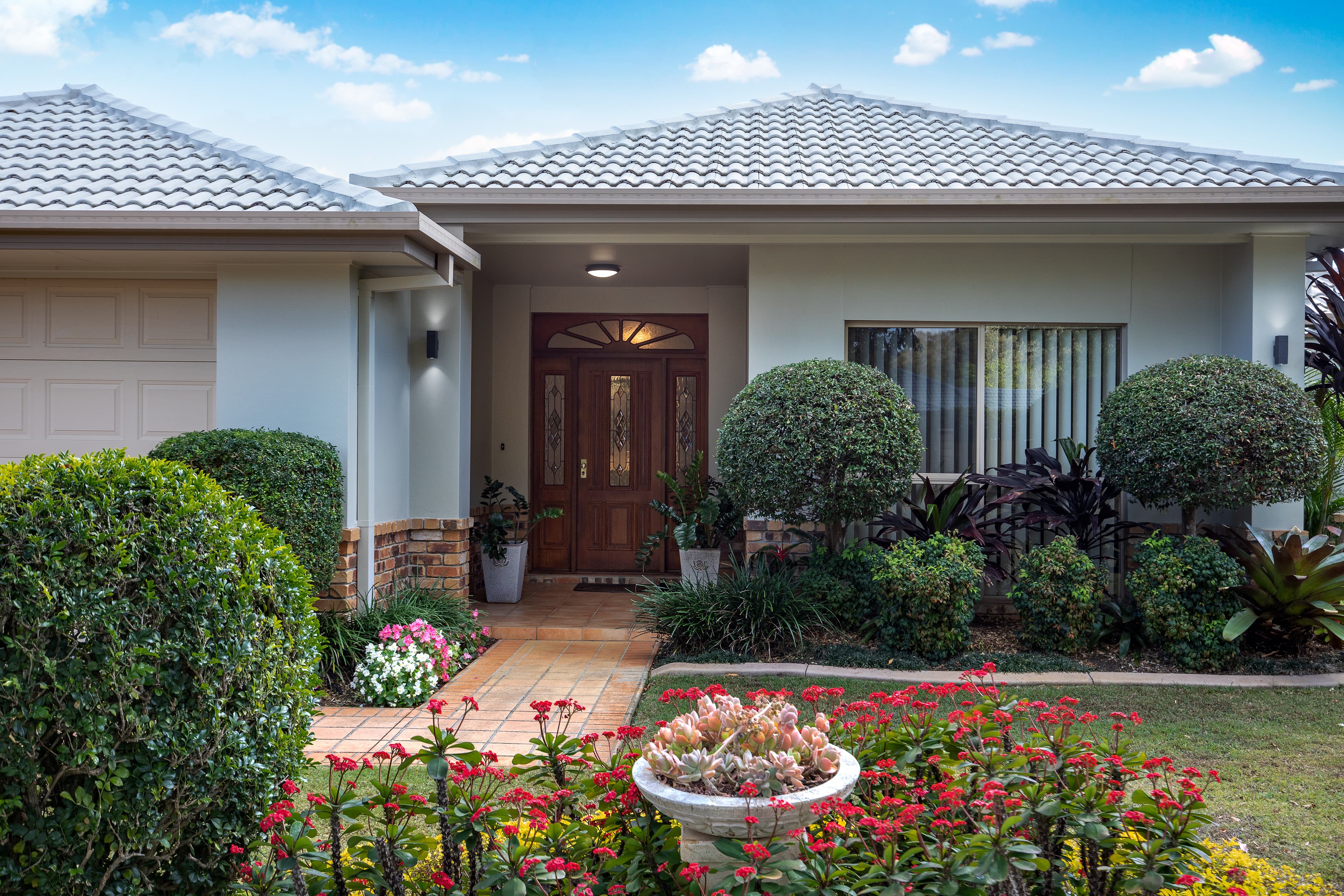 52 Sea Eagle Drive, Burleigh Waters, Burleigh Waters - Thumbnail 2