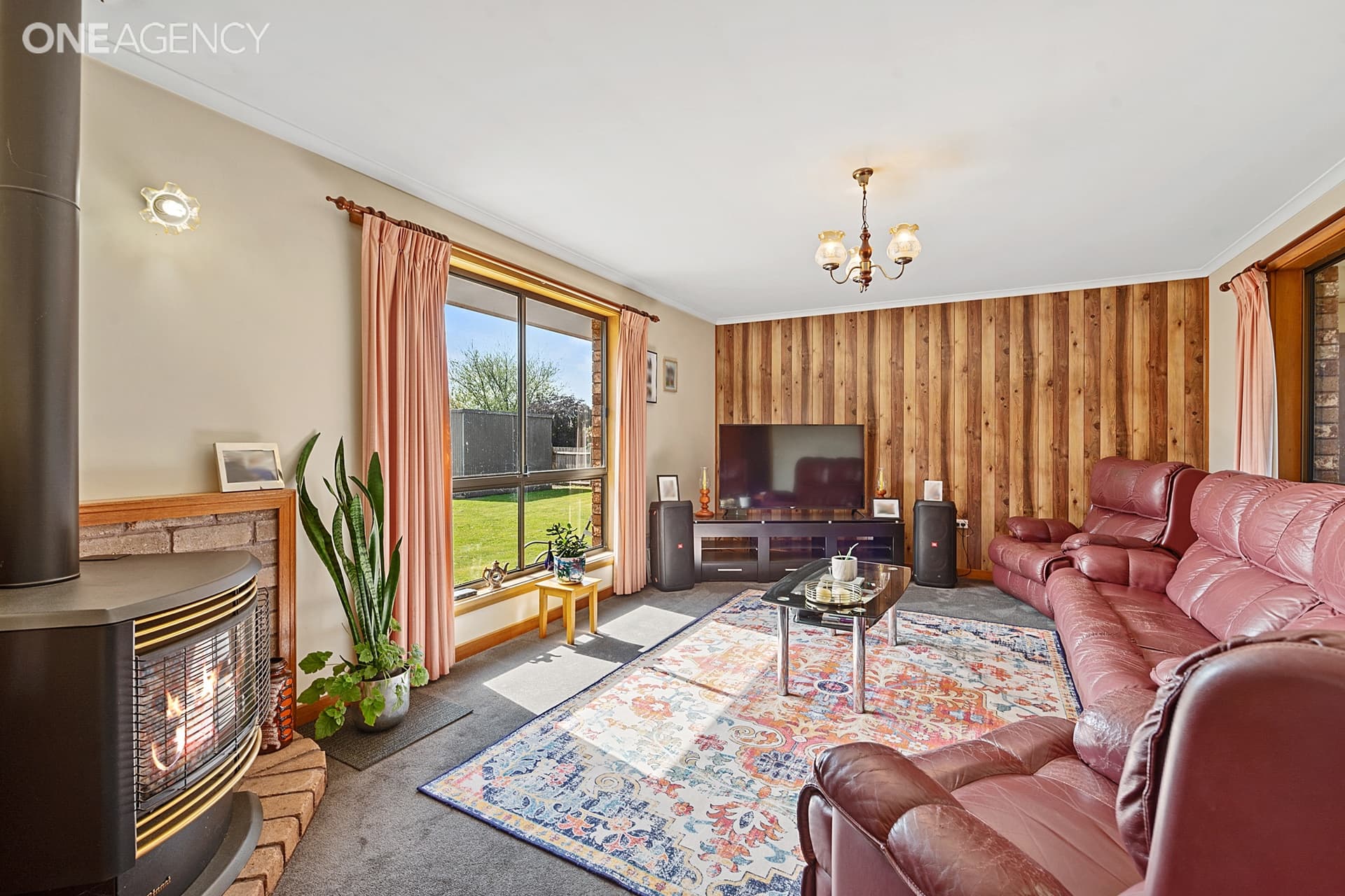 15 Roberts Court, Devonport, Devonport - Thumbnail 2