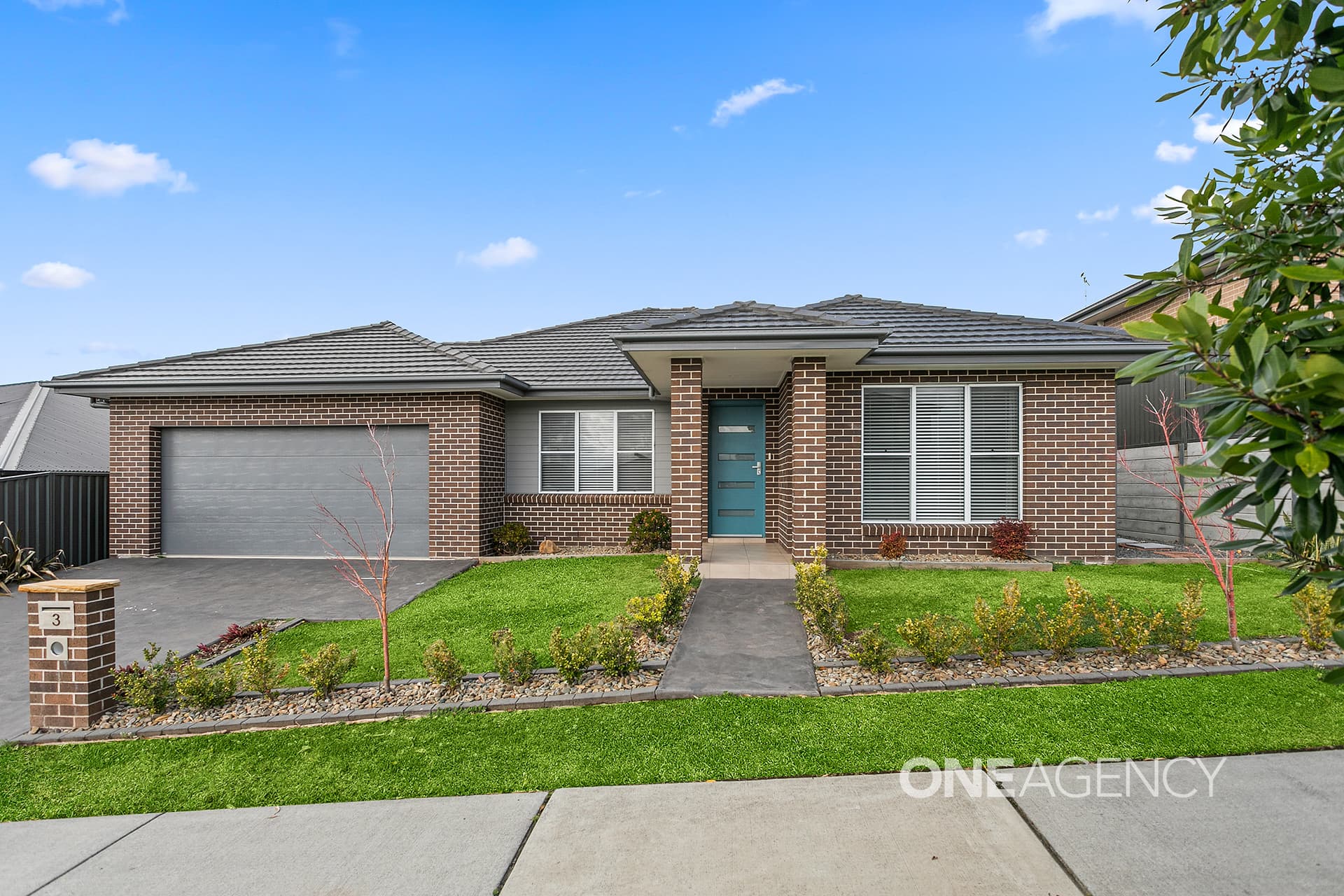 3 Oak Farm Road, Calderwood, Calderwood - Image 1