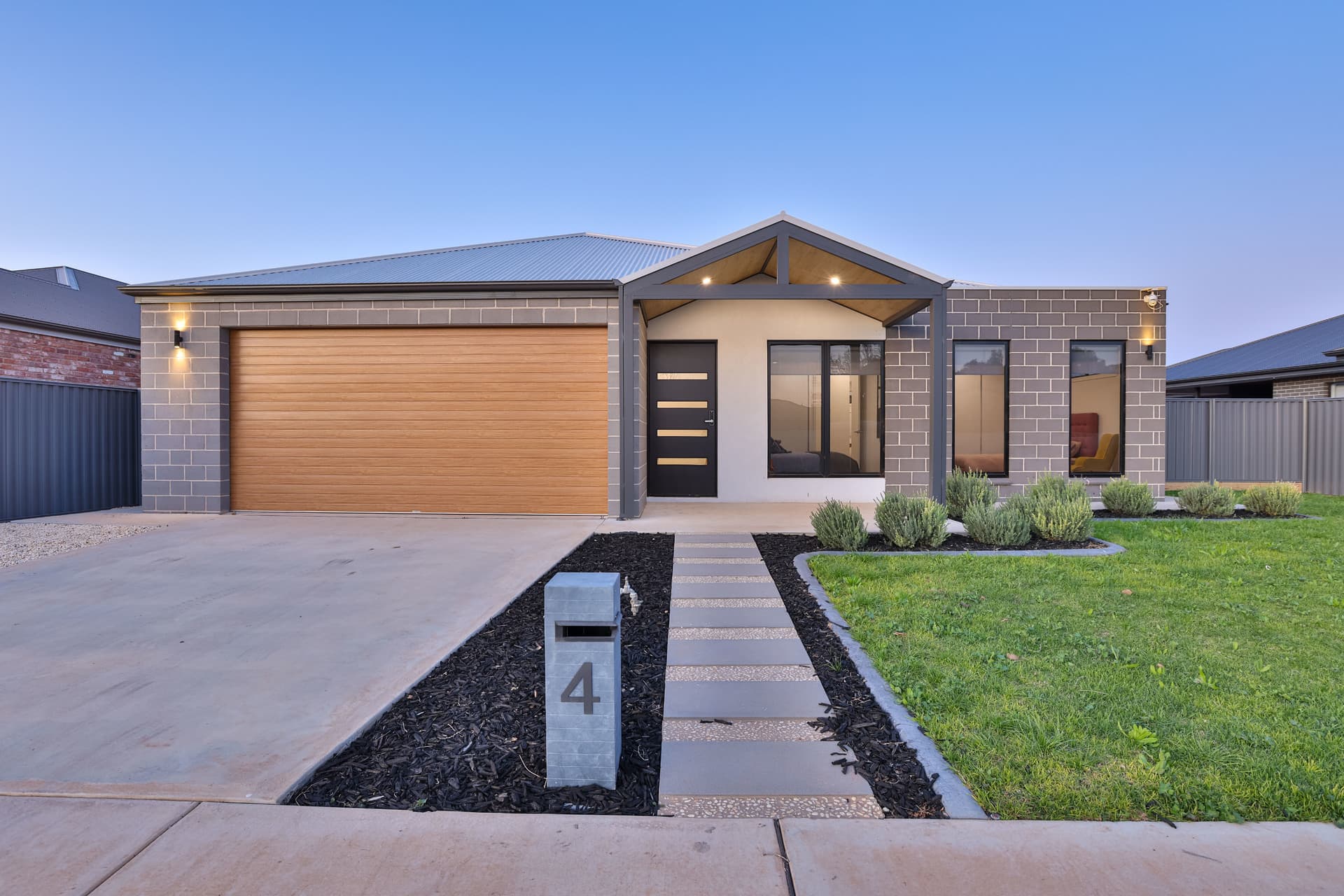 4 Watson Avenue, Mildura, Mildura - Image 1