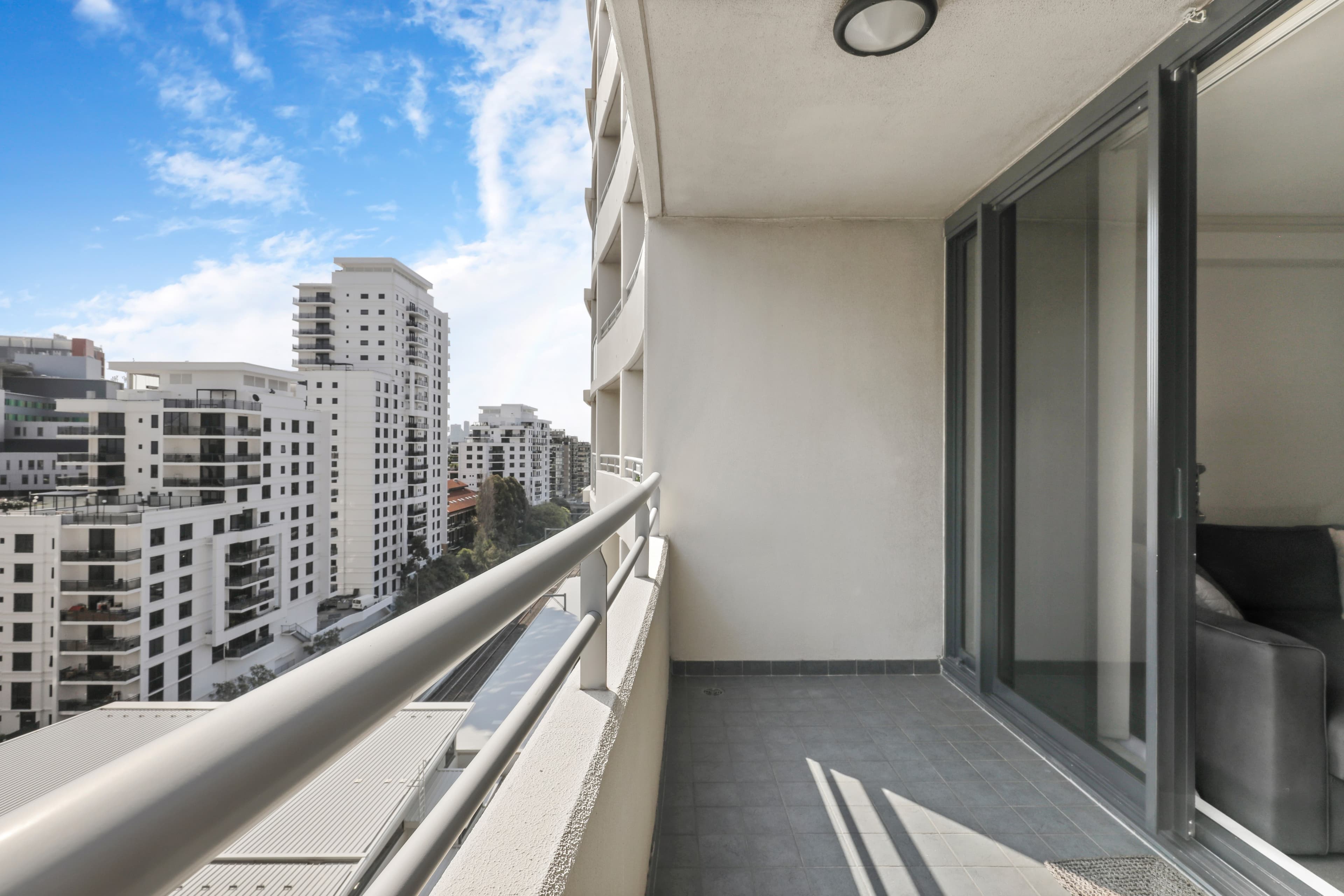 705/1 Sergeants Lane, St Leonards, St Leonards - Thumbnail 2