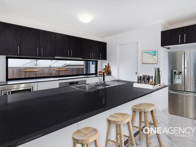 8 Wimbledon Close, Doolandella, Doolandella - Thumbnail 2