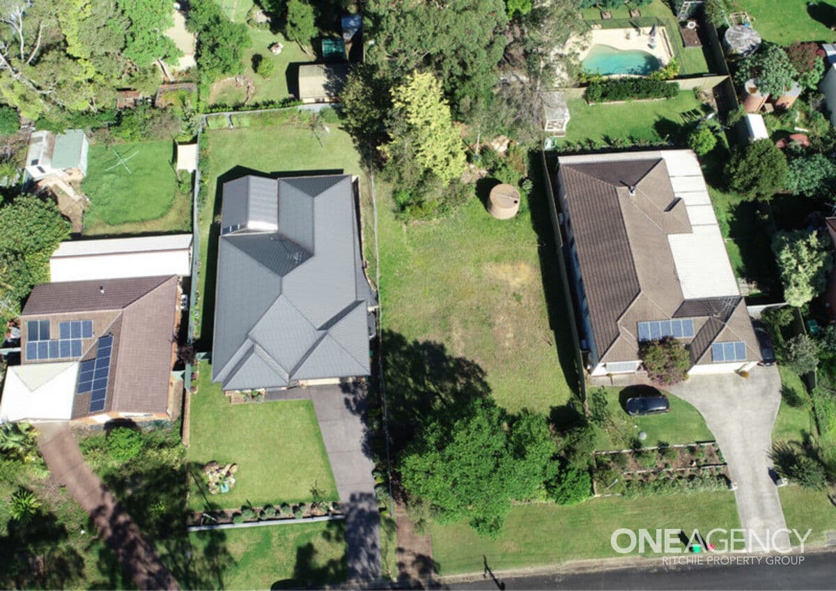 17 Cooroy Crescent, Yellow Rock, Yellow Rock - Thumbnail 2