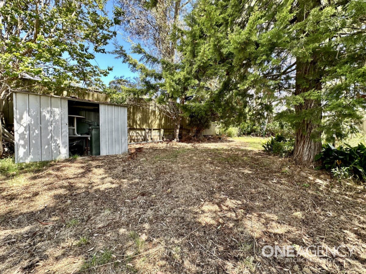 17 Cooroy Crescent, Yellow Rock, Yellow Rock - Thumbnail 5