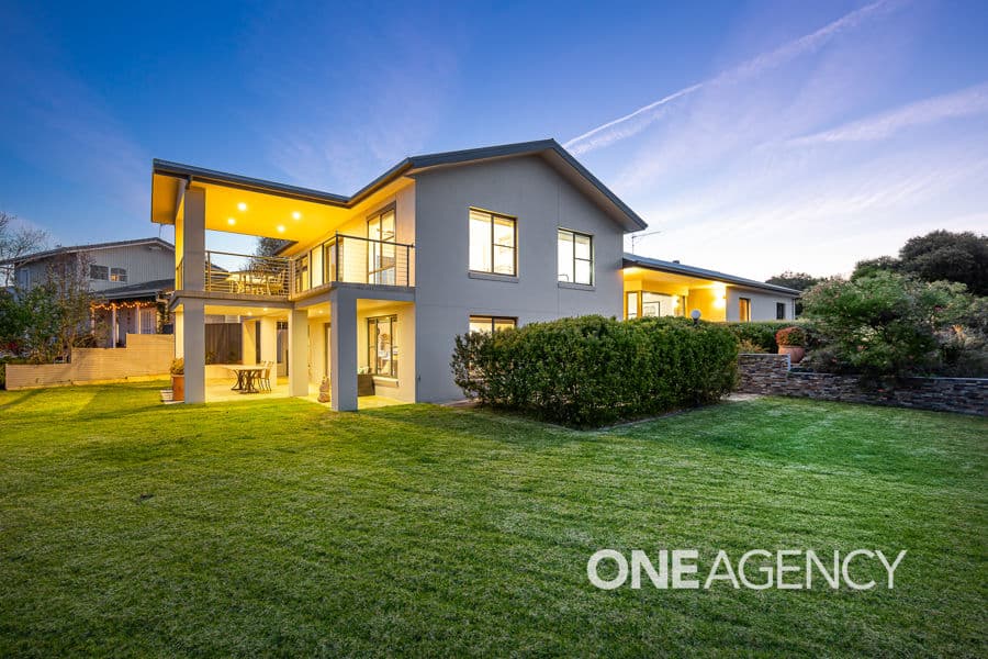 20 LAKESIDE Drive, Lake Albert, Lake Albert - Image 1
