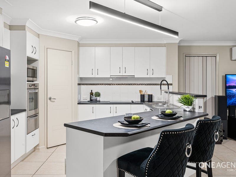 5 Uluru Place, Forest Lake, Forest Lake - Thumbnail 6