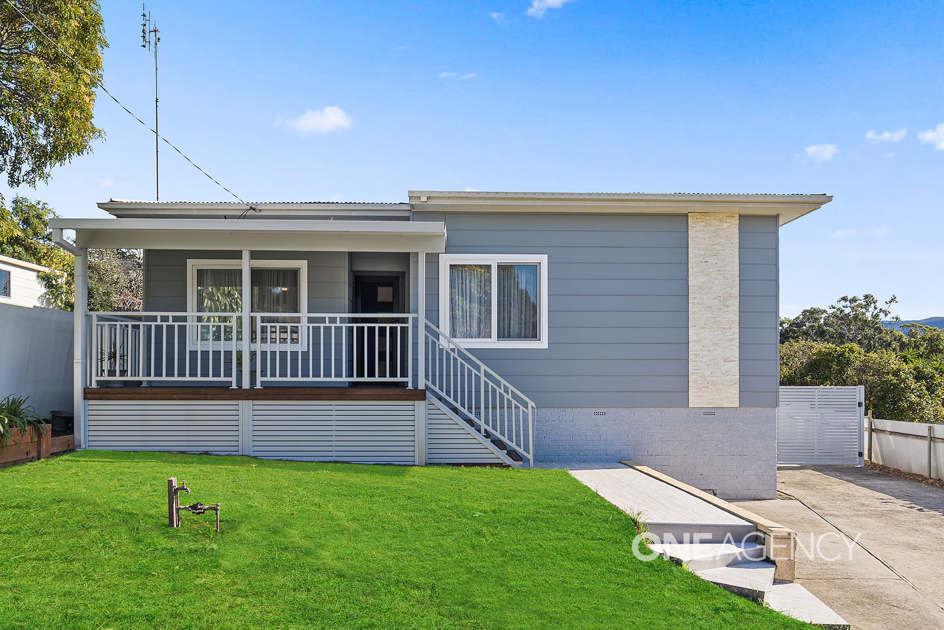 2 Myee Street, Kanahooka, Kanahooka - Image 1
