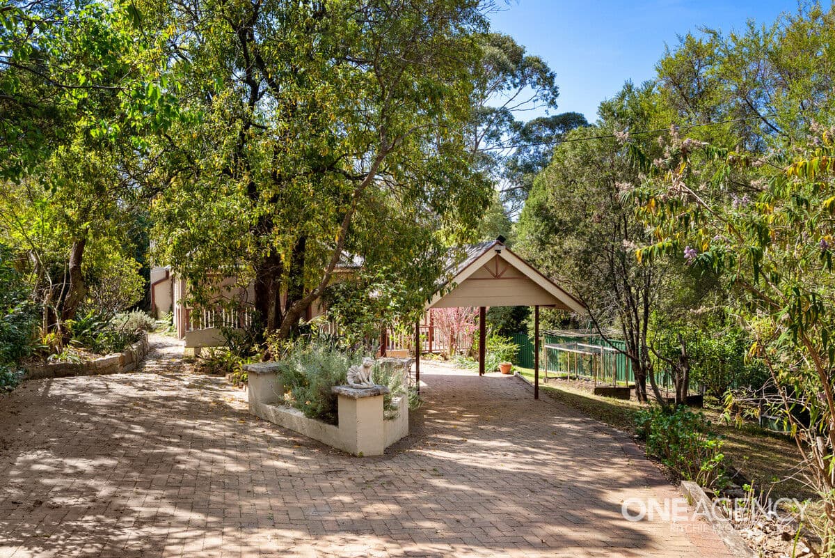 2 Lindsay Road, Faulconbridge, Faulconbridge - Image 1