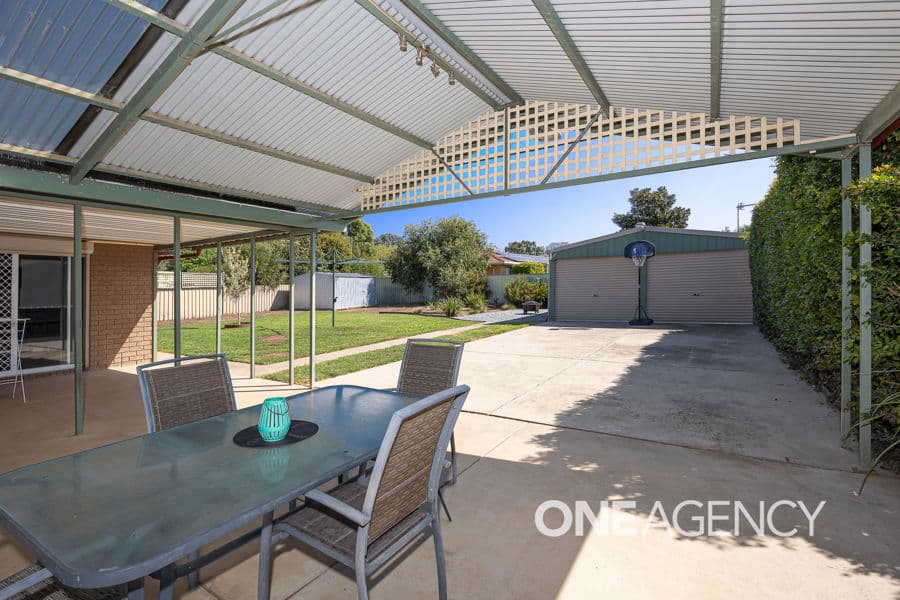 40 NARETHA Street, Glenfield Park, Glenfield Park - Thumbnail 8