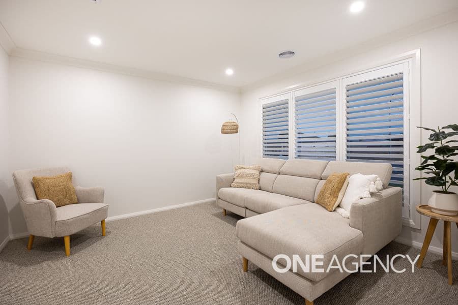 31 DURACK Circuit, Boorooma, Boorooma - Thumbnail 4