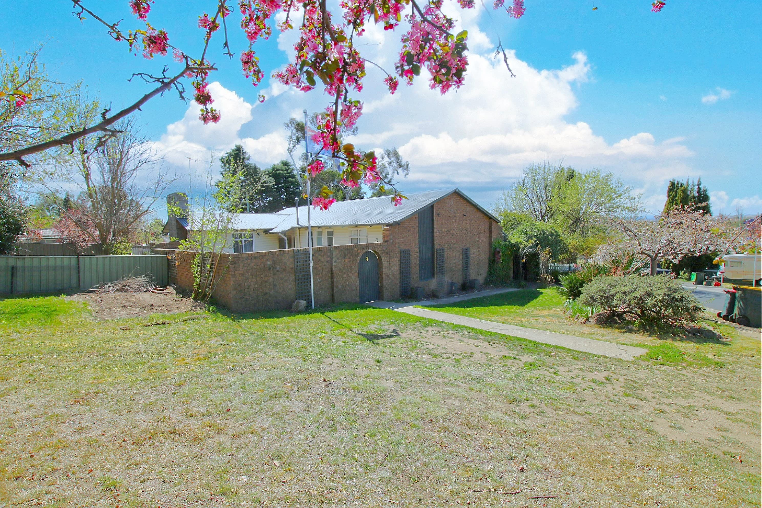 4 Bundella Street, Cooma, Cooma - Thumbnail 2