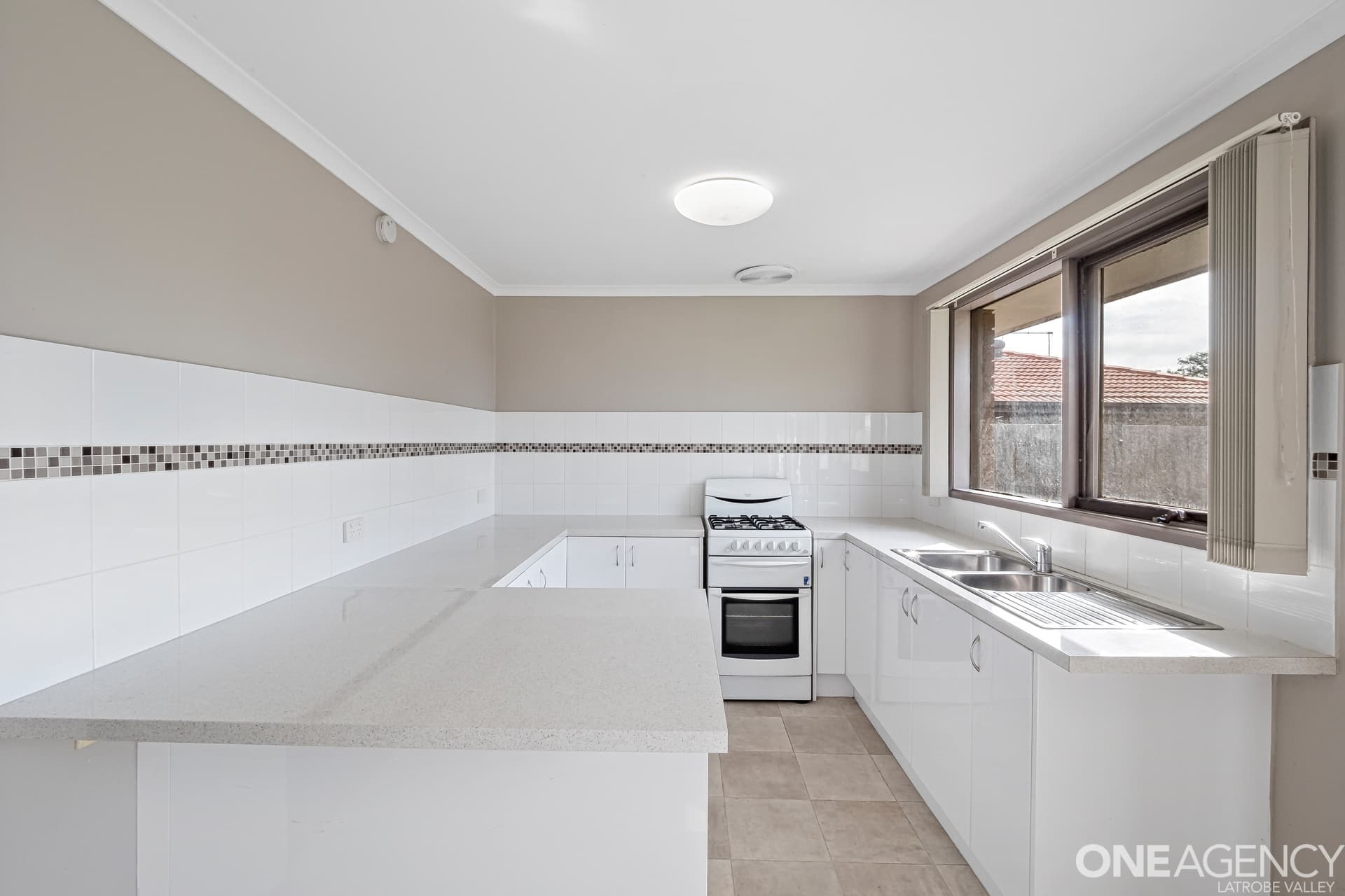 22 Strathcole Drive, Traralgon, Traralgon - Thumbnail 2
