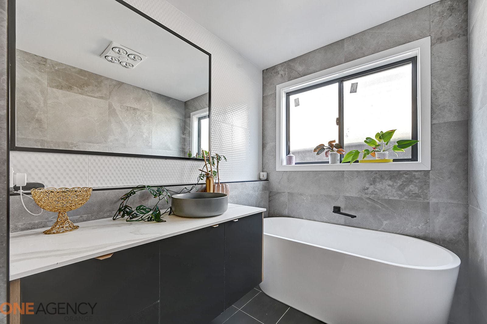 29 Balmoral Drive, Orange, Orange - Thumbnail 5