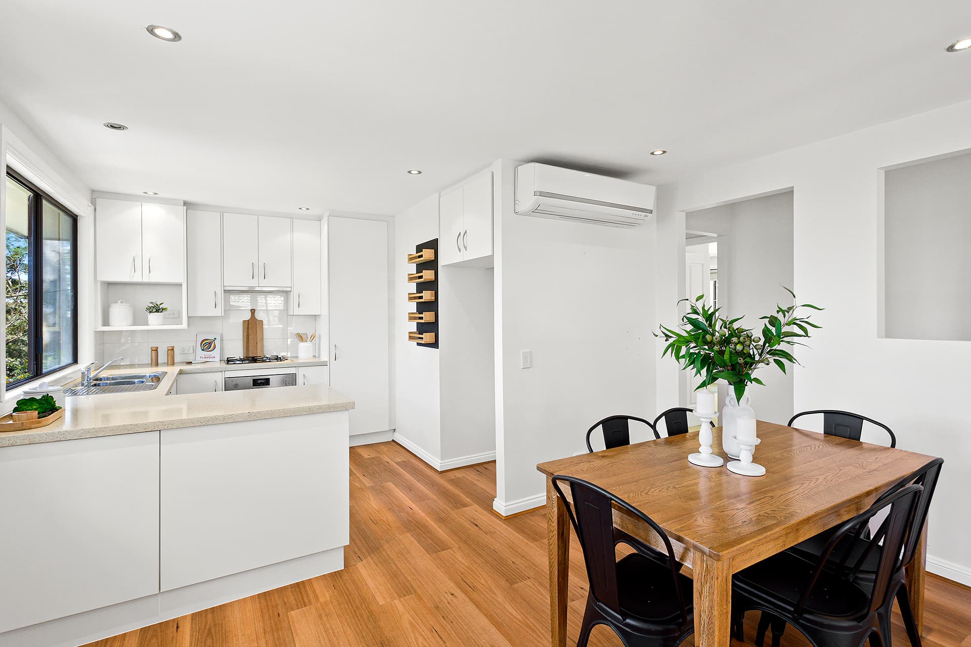 36 Armagh Parade, Thirroul, Thirroul - Thumbnail 3