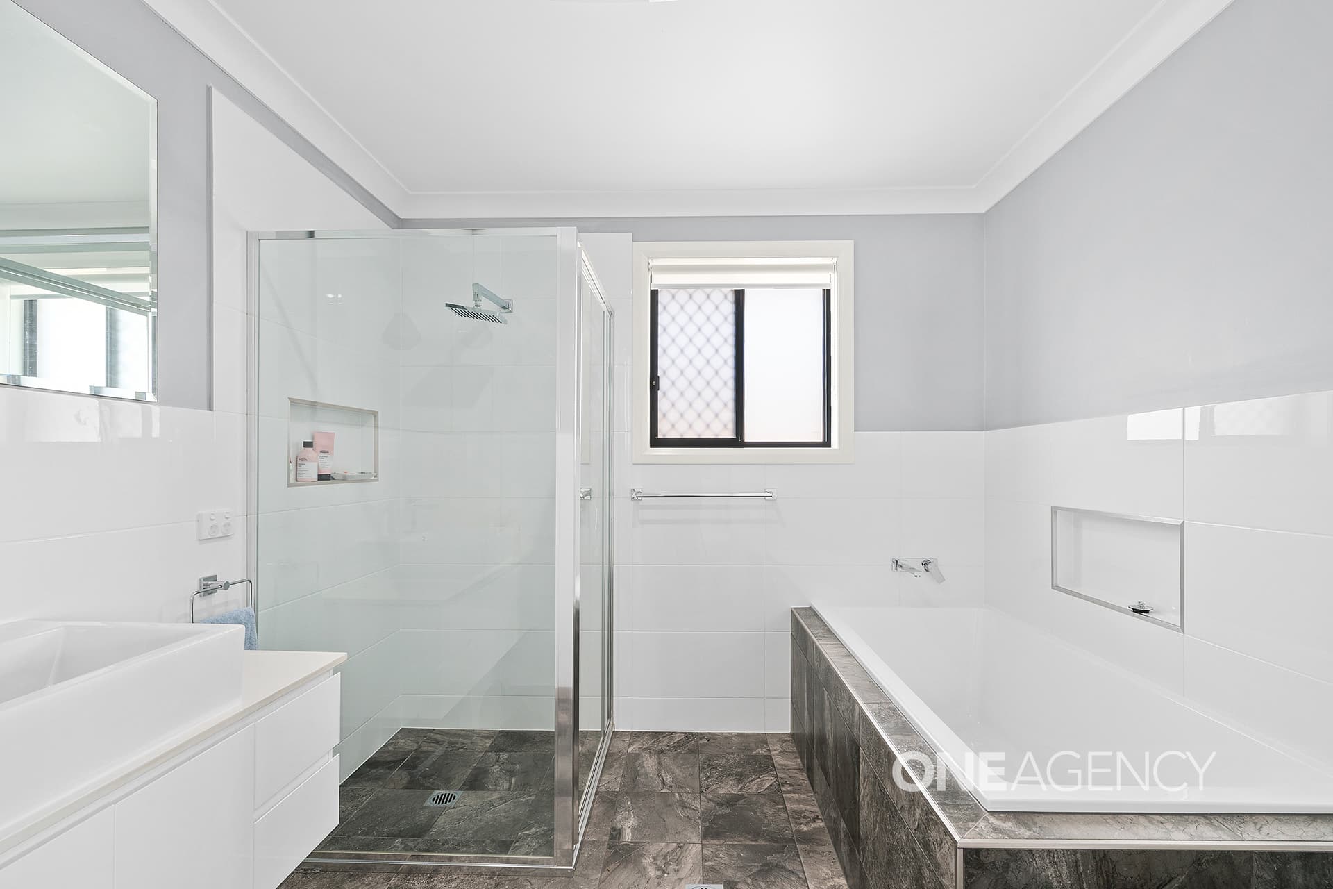 56 Jindalee Crescent, Nowra, Nowra - Thumbnail 4