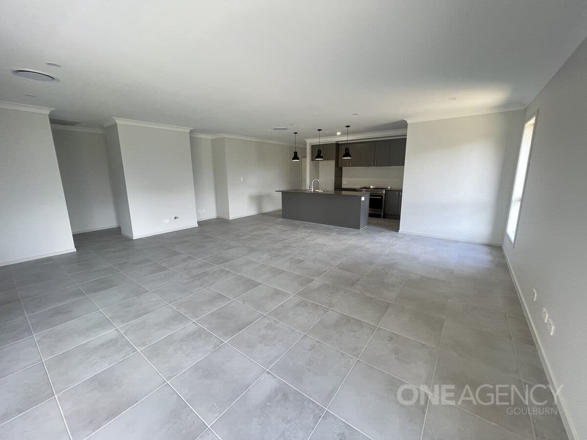 21 McGrath Place, Goulburn, Goulburn - Thumbnail 6