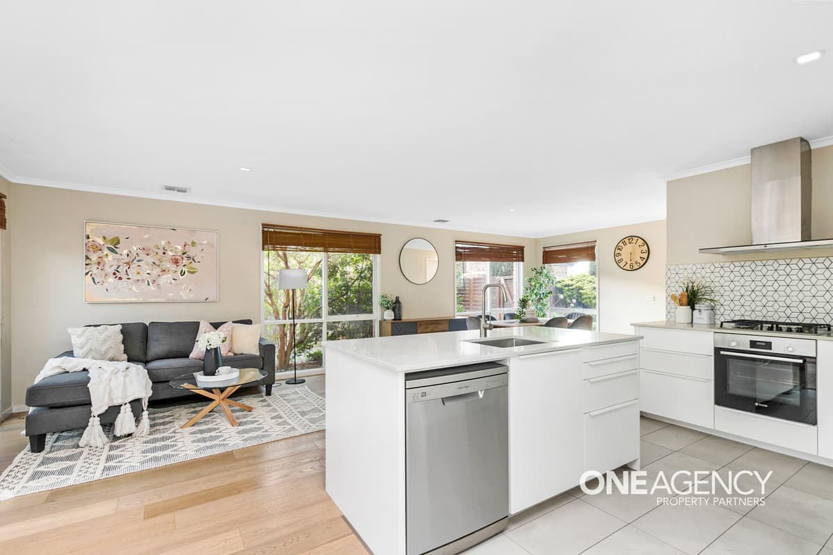 43 William McPherson Crescent, Seabrook, Seabrook - Thumbnail 6