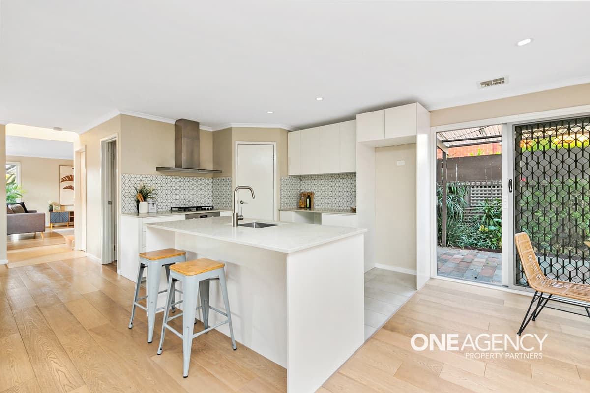43 William McPherson Crescent, Seabrook, Seabrook - Thumbnail 8