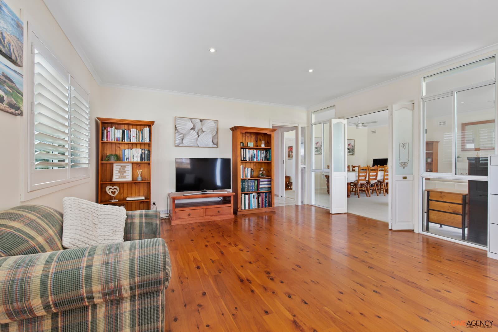17 Yathong Road, Caringbah, Caringbah - Thumbnail 4