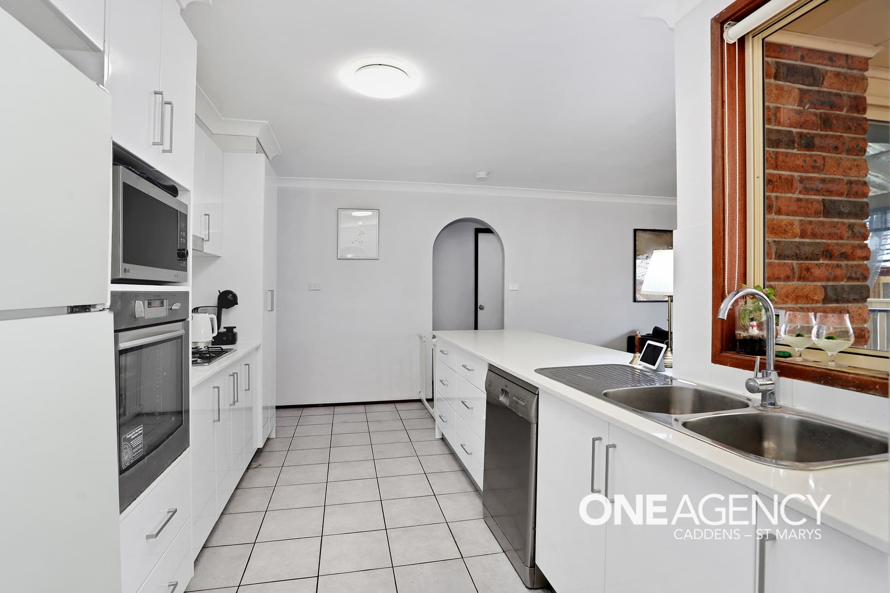 72 & 72A Chatsworth Road, St Clair, St Clair - Thumbnail 2