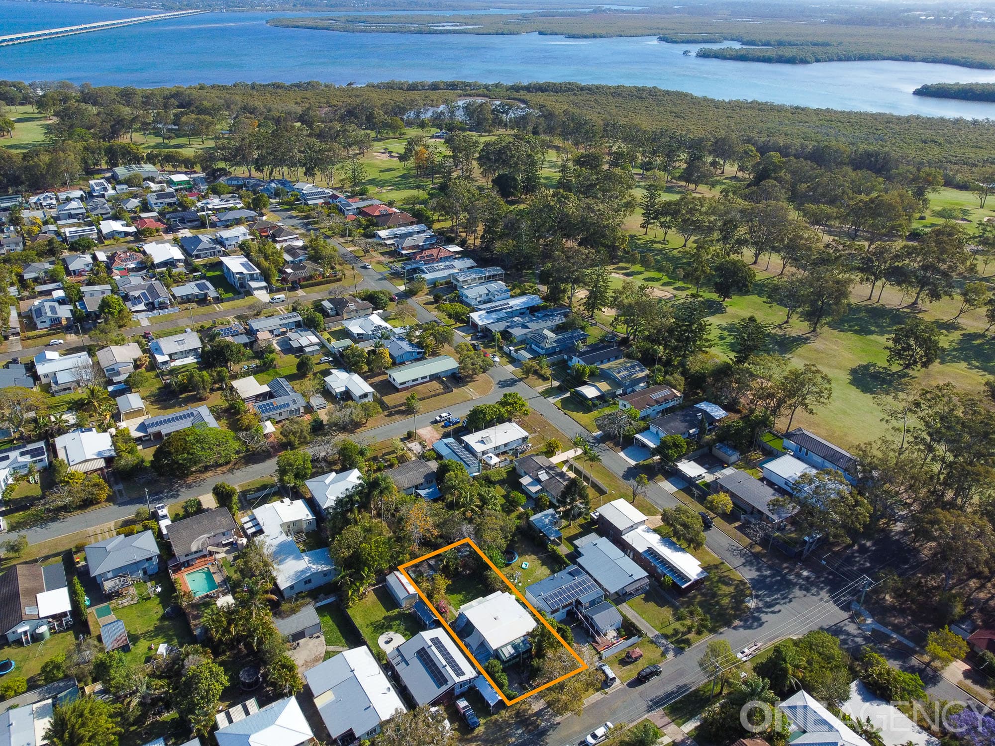 36 Essey Street, Clontarf, Clontarf - Thumbnail 3