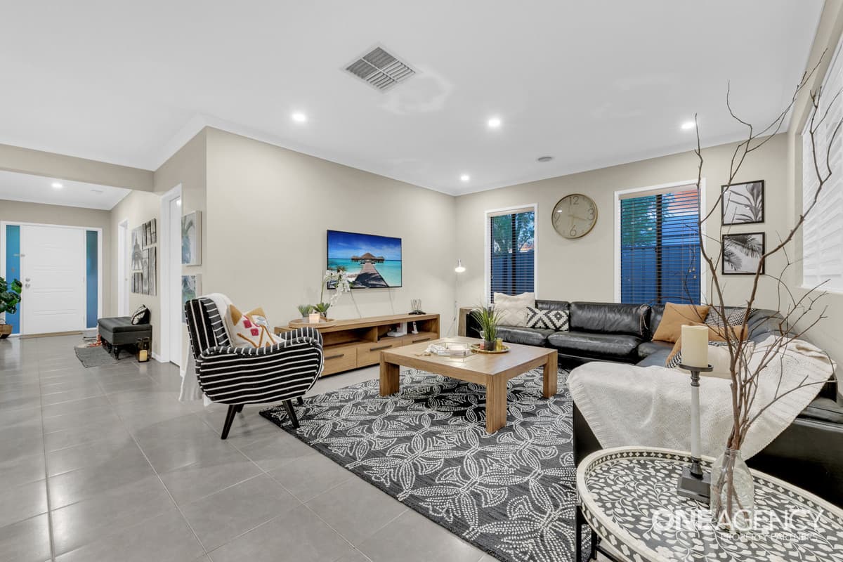34 Niland Crescent, Point Cook, Point Cook - Thumbnail 3