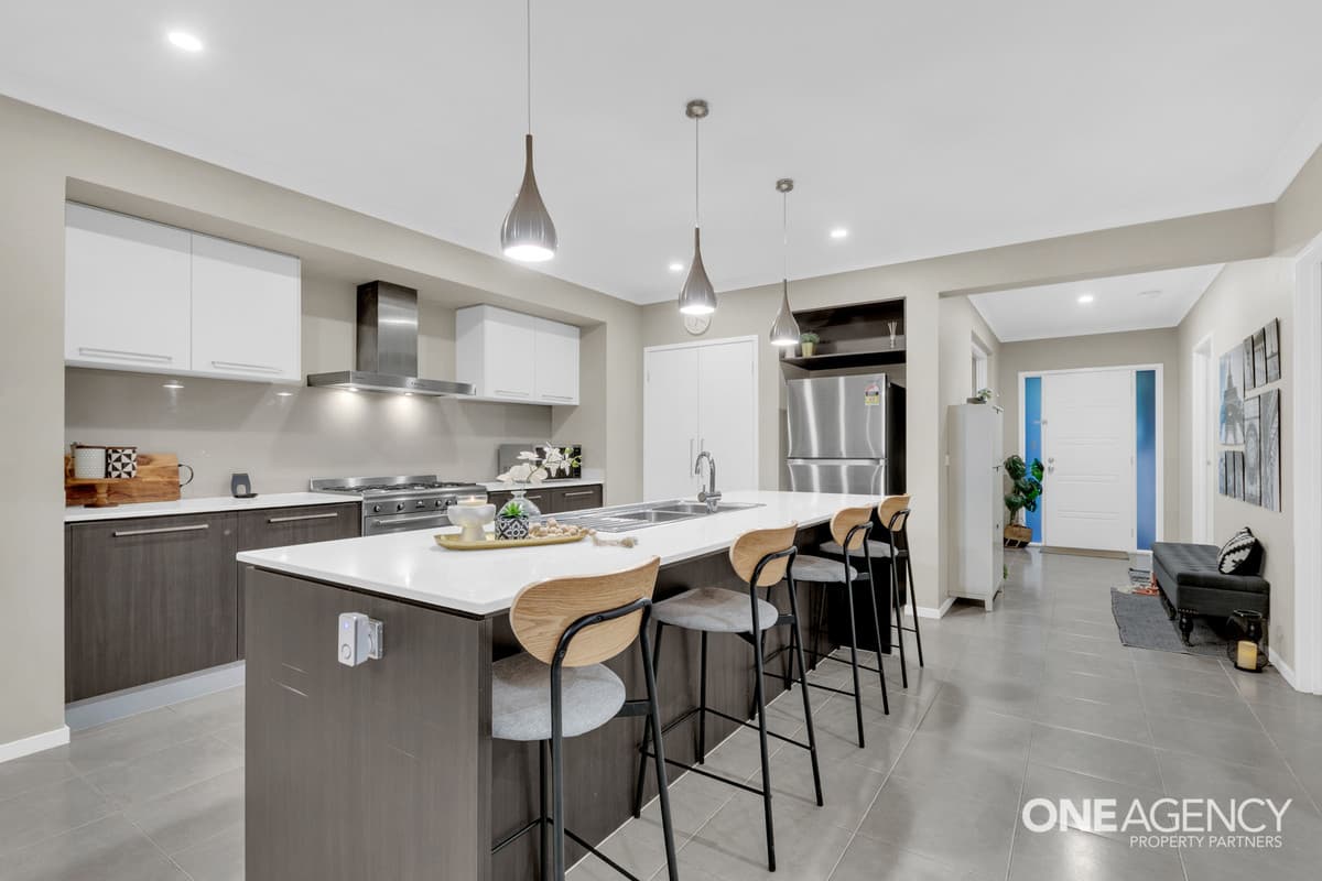 34 Niland Crescent, Point Cook, Point Cook - Thumbnail 5