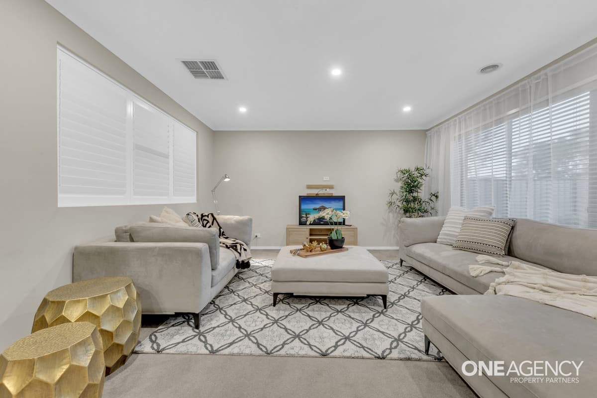 34 Niland Crescent, Point Cook, Point Cook - Thumbnail 8