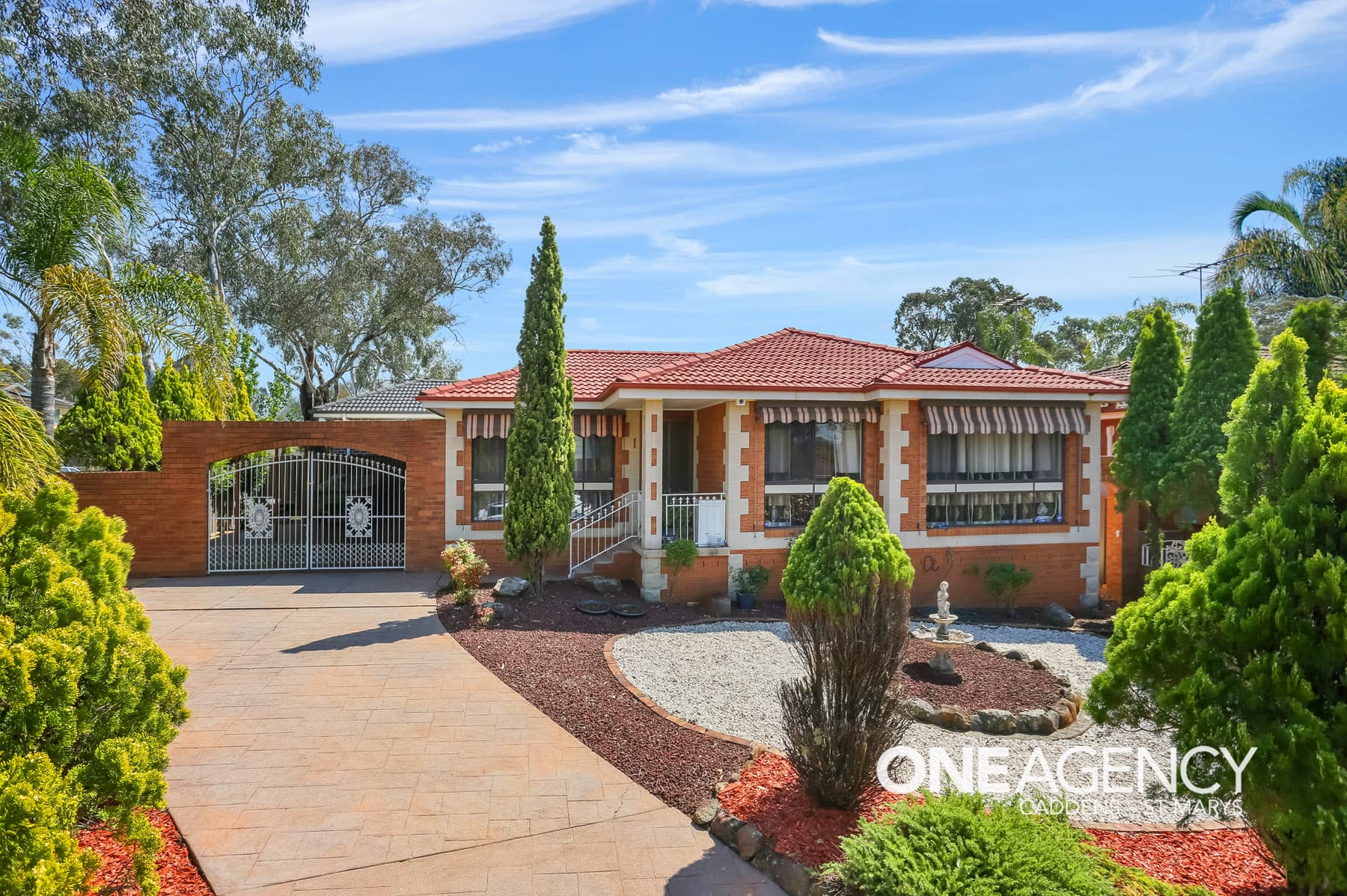 1 & 1A Kyleanne Place, Dean Park, Dean Park - Image 1