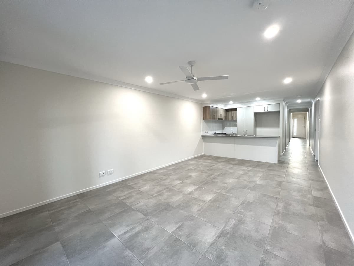 14b Bonneville Boulevard, Goulburn, Goulburn - Thumbnail 5