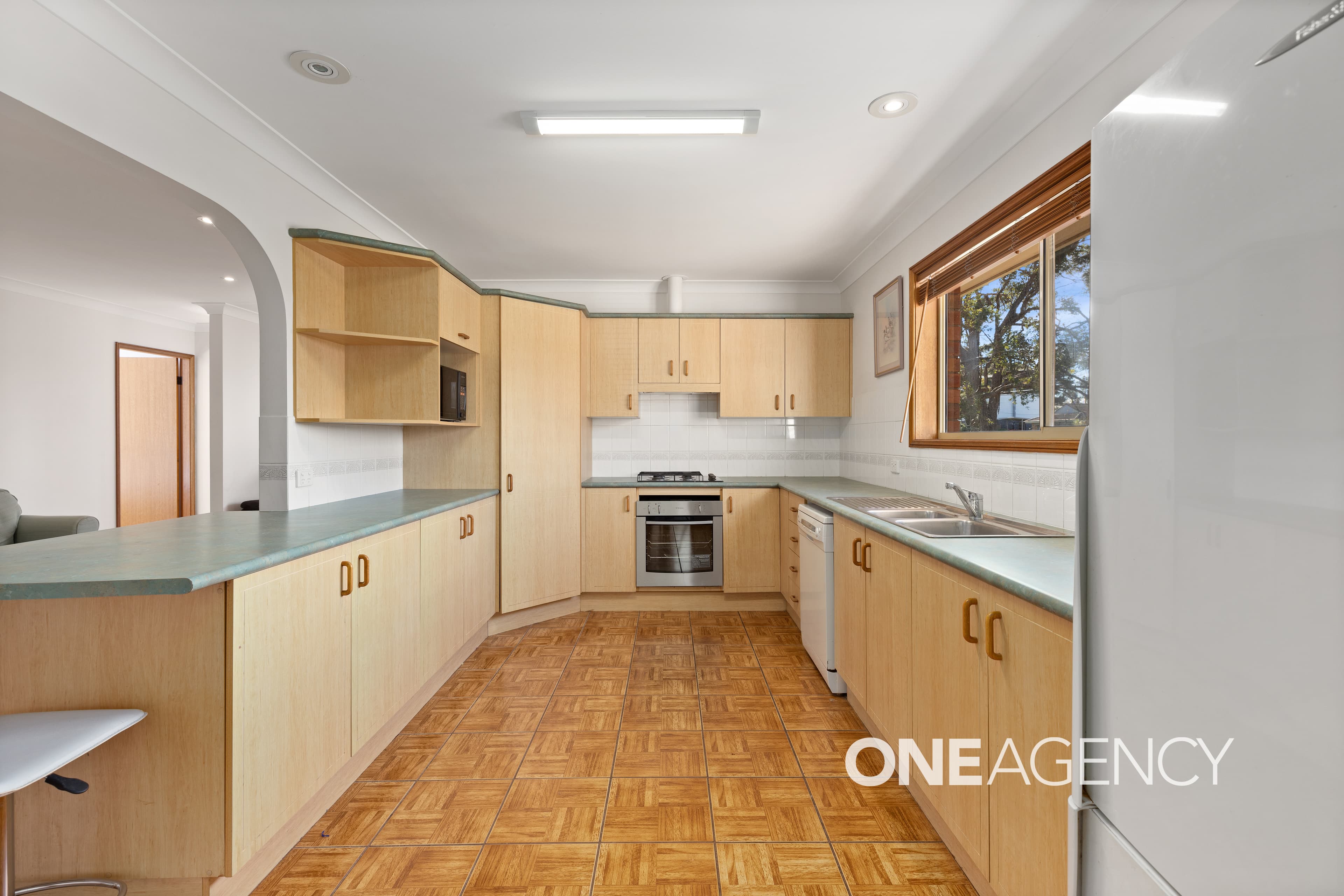 126 Waratah Crescent, Sanctuary Point, Sanctuary Point - Thumbnail 3