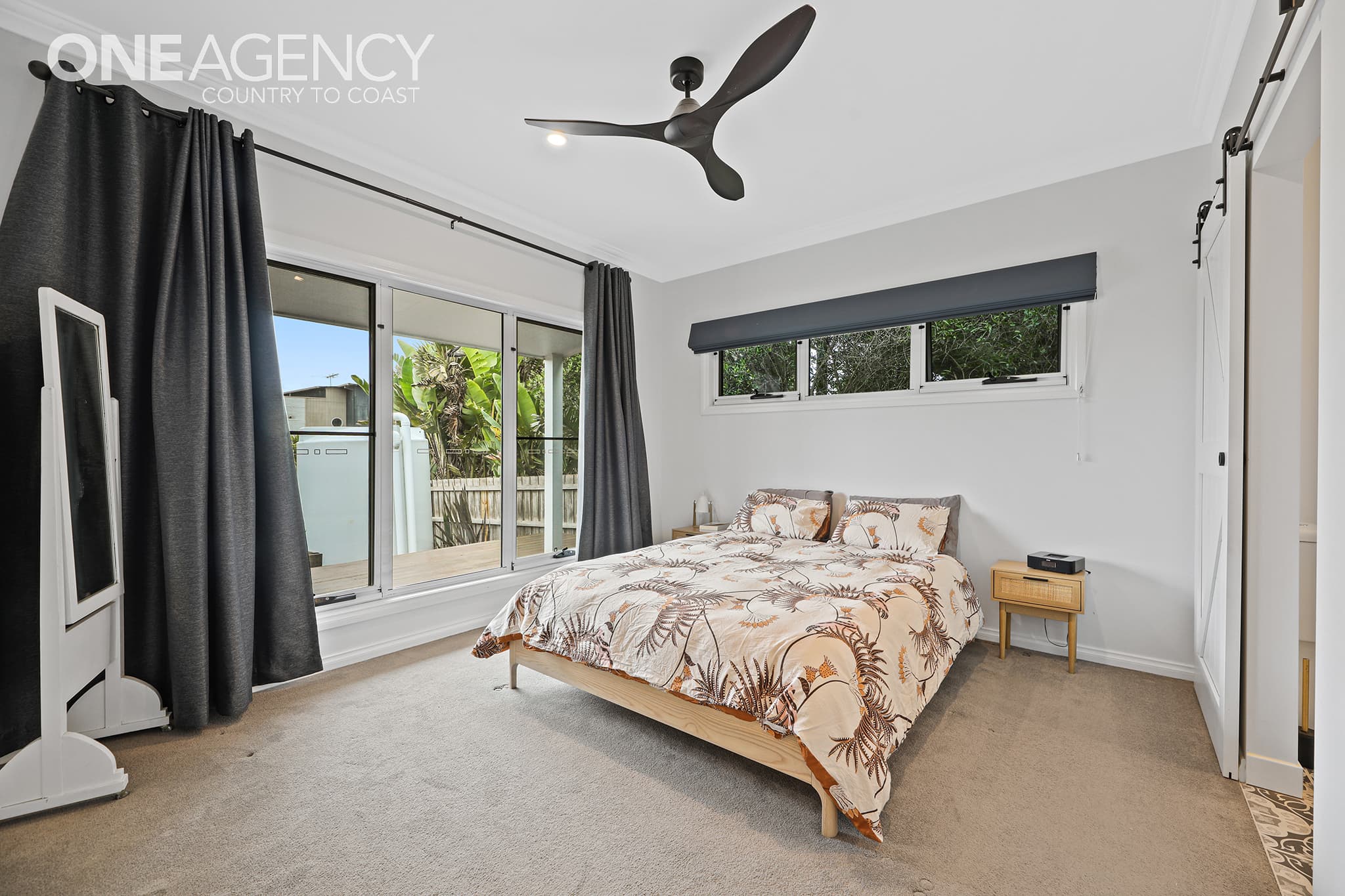 16 Sunset Drive, Sunset Strip, Sunset Strip - Thumbnail 8