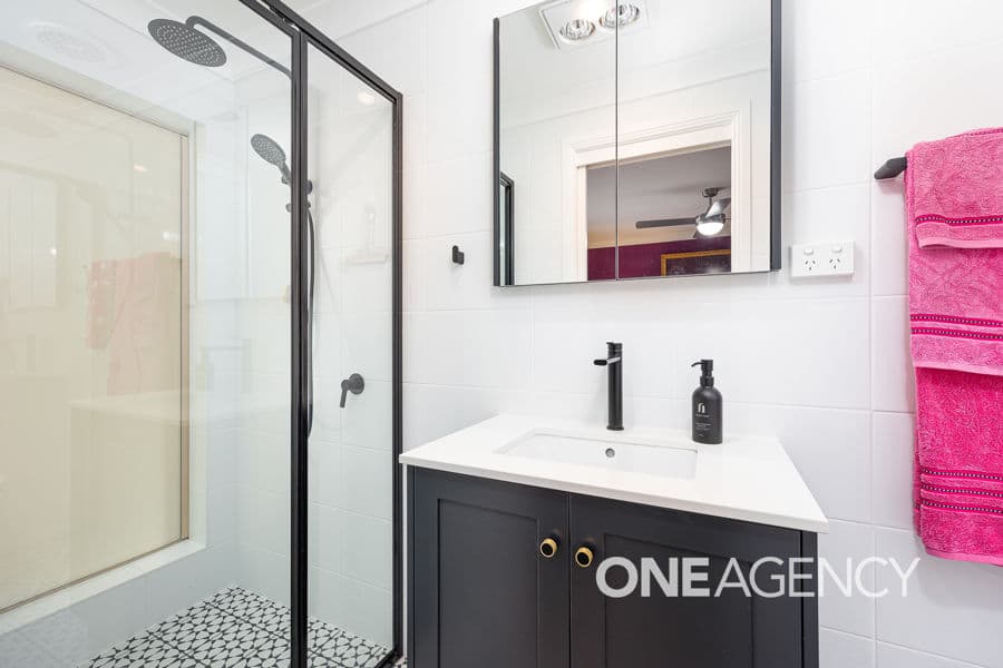 16 ROBERTS Way, Kooringal, Kooringal - Thumbnail 7